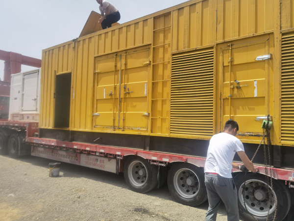 蓬安发电机出租100KW发电机需要什么规格的电缆线？