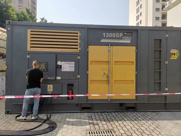 蓬安500KW发电机组冬季应该配多大的启动电瓶？